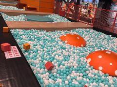 -极限PLAY运动娱乐新世界·团建派对表演休闲馆·室内高空游乐园