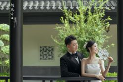 -喜爱高定婚纱摄影
