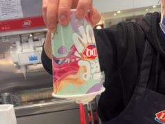 -DQ·蛋糕·冰淇淋(浦江欢乐颂店)