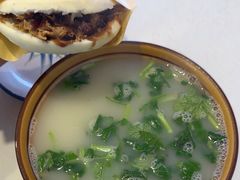 -烤鸭肉夹馍鸭汤店