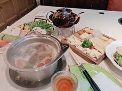 -一叶一世界·素食餐厅(锦华万达店)