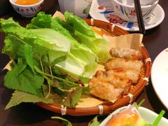 -大头虾越式风味餐厅(光明广场店)