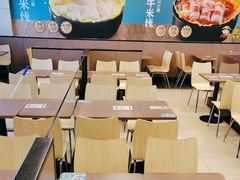 -灵芝妹子海鲜米线(香炉礁山姆店)