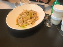 -五谷丰登农家院·地道胶东菜·海鲜烧烤(威海店)
