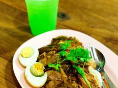 -马里奥明星猪脚饭
