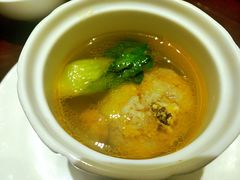 松茸蟹粉狮子头-老正兴菜馆(福州路店)