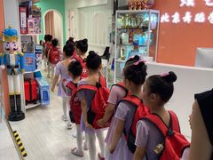 -炫艺舞蹈培训中心(枫尚奥特莱斯店)