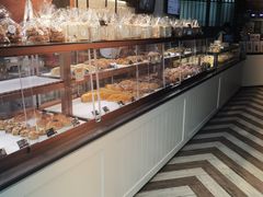 面包甜点陈列柜-牛角村(大族广场店)