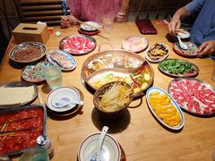 -洱火云南酸菜牛肉火锅(石景山当代商城店)