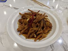 -江城燕子大排档(江汉路步行街店)