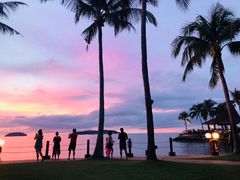-Sunset Bar(丹绒亚路香格里拉店)
