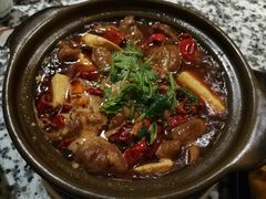 肥肠臭豆腐砂锅-南京大牌档(凯德大峡谷店)