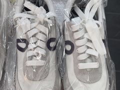 -翰皇直营洗衣洗鞋(望京鹿港店)