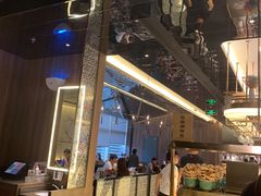 -捞王锅物料理(上海世茂广场店)