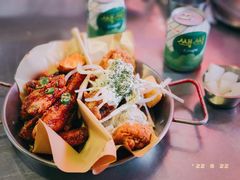 全鸡甜辣拼下雪的鸡-富乐满韩国正宗炸鸡韩国料理(虹泉路店)