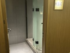 -耳湾躺式采耳SPA馆(保利五月花店)
