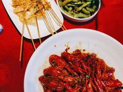 -龙巢盱眙龙虾·牛蛙·烧烤宵夜(八卦岭店)