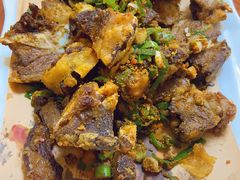 酥炸羊排-鸿运美食府