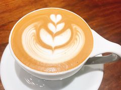 -ZING COFFEE 镜咖啡