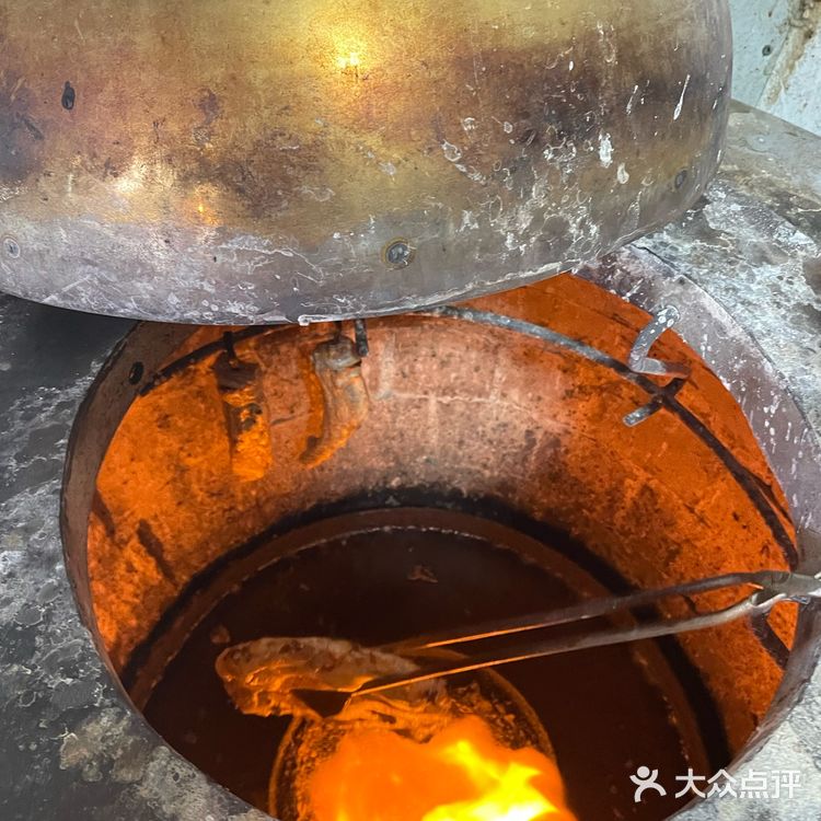 南京美食｜一家实在新疆人开的烤包子店