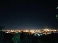 -鬼笑石后山停车场