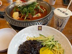 -喇喇排骨火锅·传统韩式脊骨汤(望京西园总店)