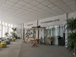 -OM瑜伽教练培训学院