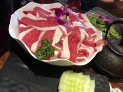 -老牌坊云南鱼豆花火锅(爱建店)