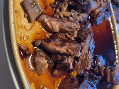 -八府香鸭·啫啫煲(华山路店)