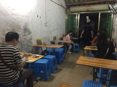 大堂-陈氏老字号十三小炸炸店