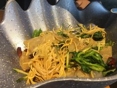 -95号酱骨·一块豆腐(展春园西路店)