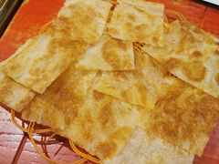 飞饼-小龙翻大江文化火锅(宽窄店)