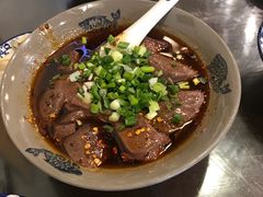 -杨三娘跷脚牛肉(羊子山西路店)
