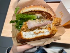 咔滋脆鸡腿堡大可乐两件套餐-麦当劳(欧亚大观商都店)