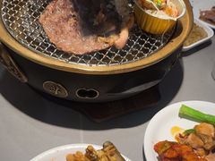 -山焱·炭火自助烤肉(周浦万达店)