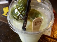 -莓园冰淇淋店