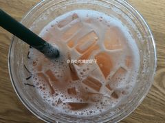 冰摇桃桃乌龙茶-星巴克(来福士2F店)