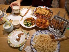 -巴依兄弟西域美食(机场店)