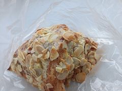 -Dough&Joe团憩(瑞虹天地月亮湾店)