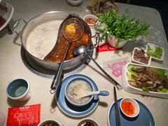 -左庭右院鲜牛肉火锅(浦江欢乐颂店)