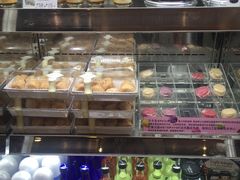 -巴黎贝甜(华堂新辰汇店)