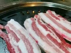 -豚豚猪村烤肉·韩国烤肉(总店)