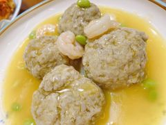 酸汤狮子头-鑫真味私房菜馆
