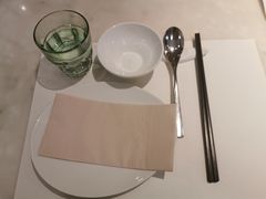 餐具摆设-港丽餐厅(高德置地店)