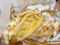 杏仁羊角-麦田工坊(月湖店)
