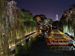-泉城广场