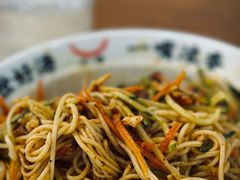 -牛一嘴·兰州牛肉面·大盘鸡(财富中心店)