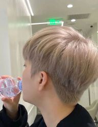 -菲·木田moontin造型salon