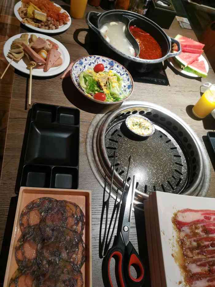 火炉火自助餐(荟聚宜家店)-"又双叒叕是被闺蜜带去吃的一家店.真的是.