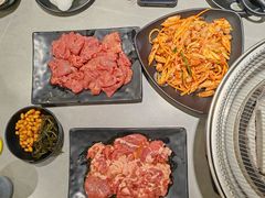 -啊美丽炭火烤肉(滑翔一店)